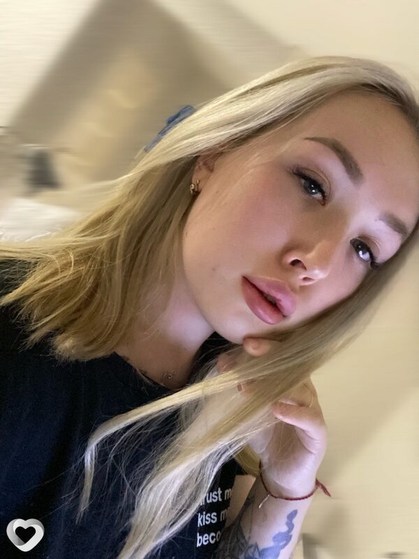 Екатерина, 24, Омске — анкета №1736156