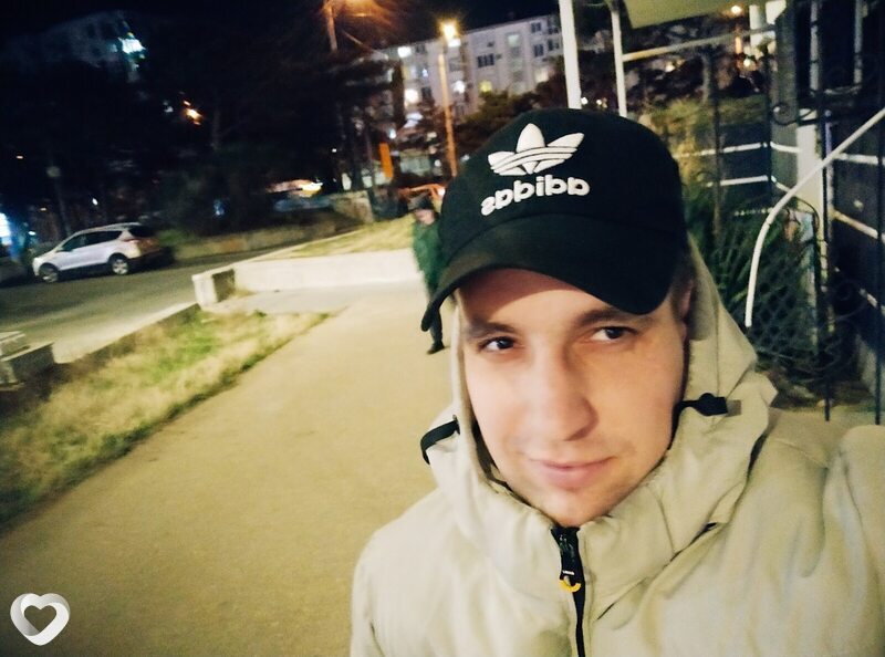 Дима, 26, Севастополе — анкета №1737048