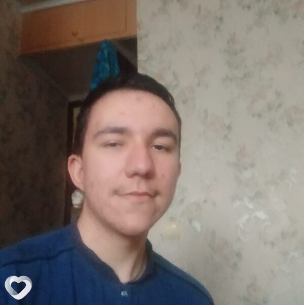 Илья, 19, Днепр — анкета №1738810