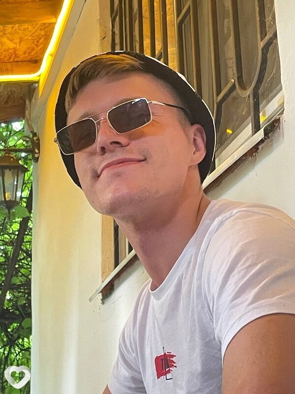 Михаил, 25, Москве — анкета №1738465