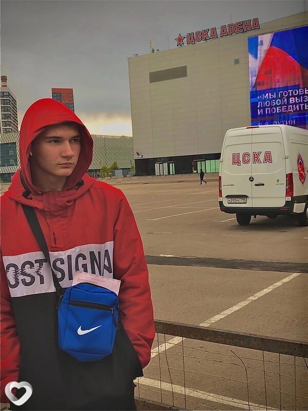 Витя, 19, Москве — анкета №1738874