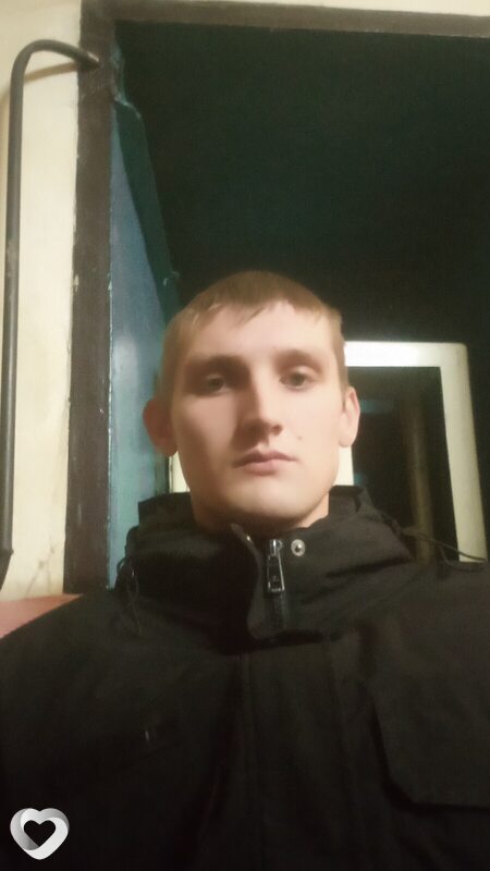 Александр, 21, Свободном — анкета №1738941