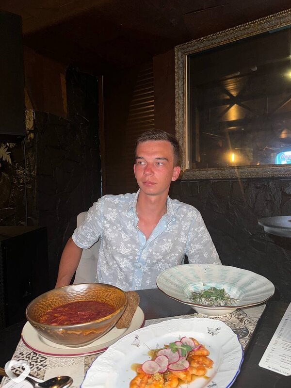 Евгений, 24, Москве — анкета №1740923