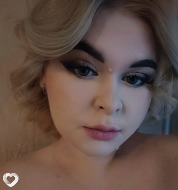 Анна, 22, Барнауле — анкета №1743032