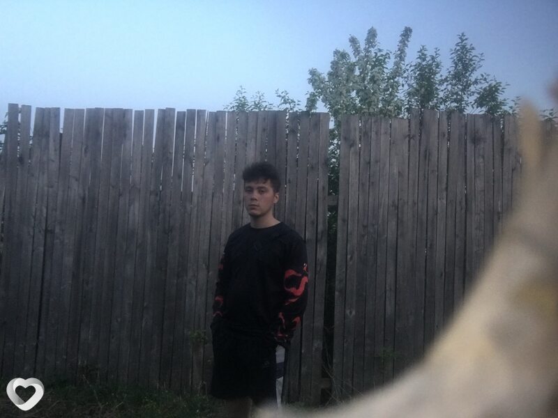 Максим, 24, Лысьве — анкета №1743011