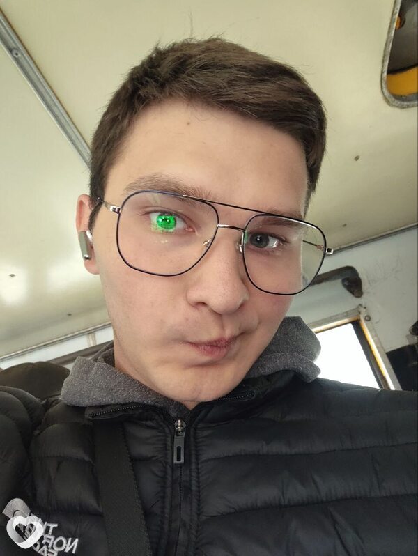 Иван, 21, Луганске — анкета №1743705