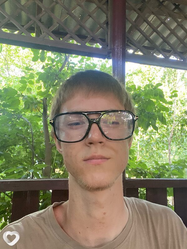 Игорь, 21, Буденновске — анкета №1743927