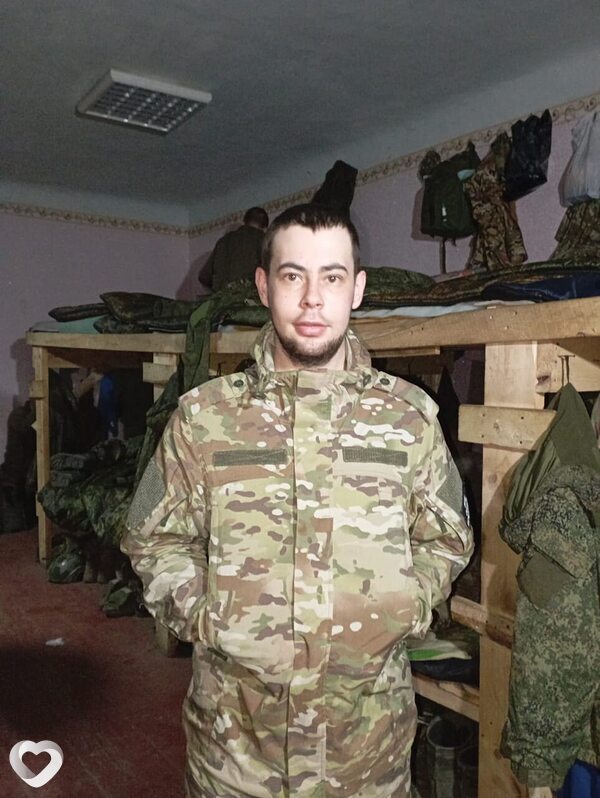 Артем, 28, Харцызске — анкета №1745725