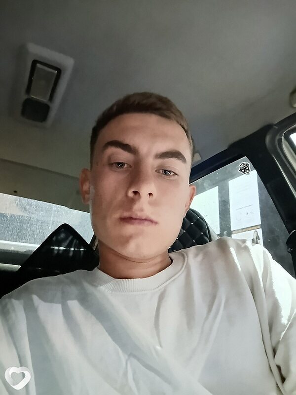 Виталий, 22, Тихорецке — анкета №1745289