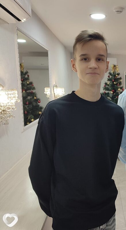 Илья, 19, Ульяновске — анкета №1745950