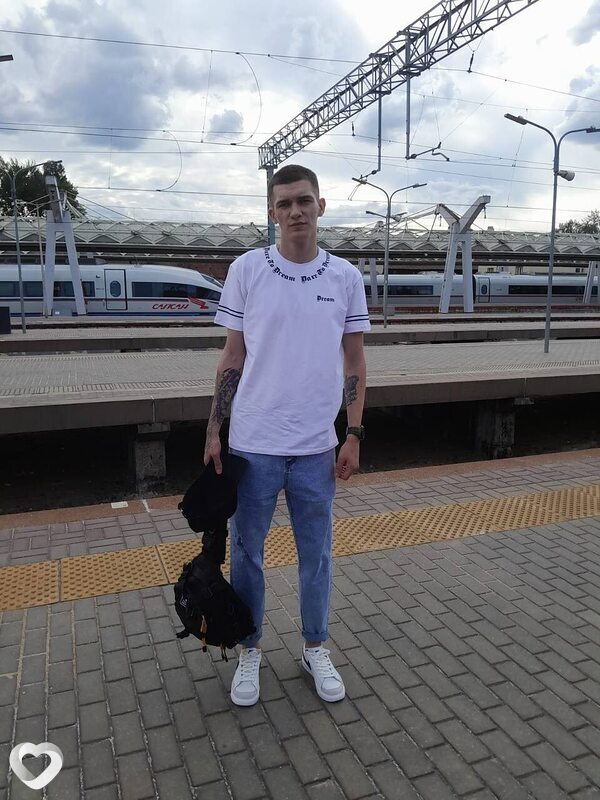 Кирилл, 26, Москве — анкета №1746297