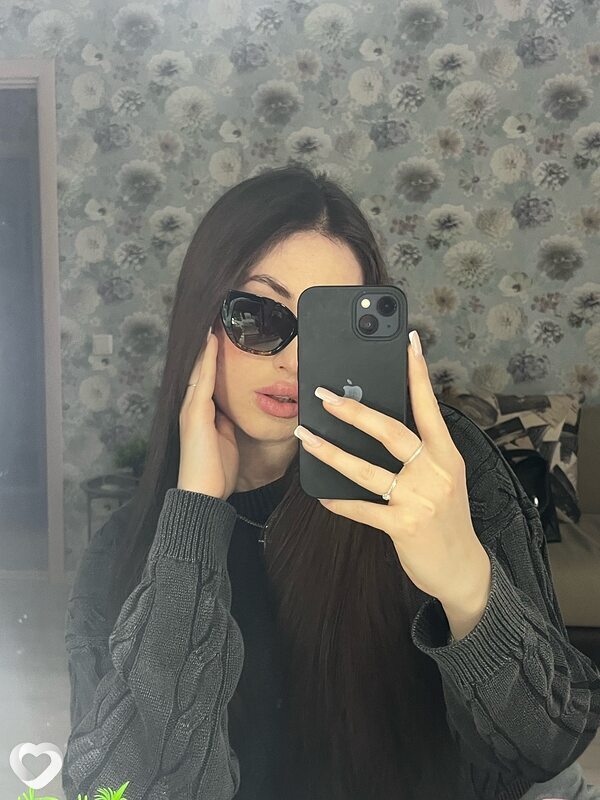 Олесечка, 22, Можге — анкета №1746123