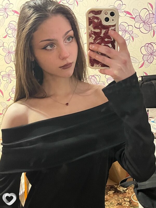 Алиса, 20, Мурманске — анкета №1746265