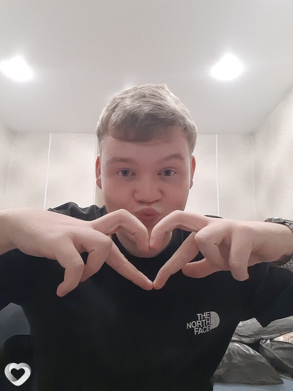 Дмитрий, 21, Барнауле — анкета №1746318
