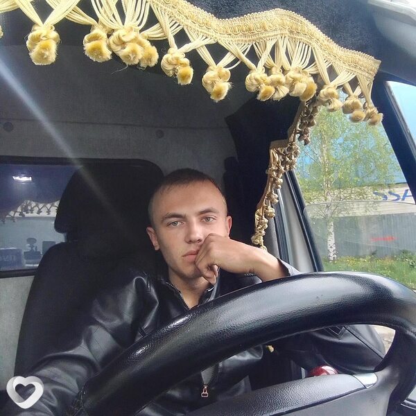 Дмитрий, 27, Георгиевске — анкета №1749361