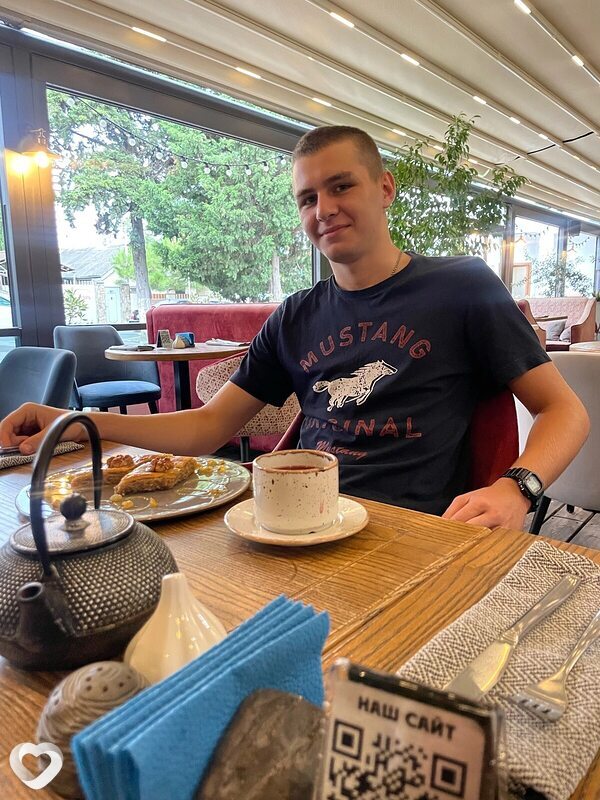 Степан, 19, Новочеркасске — анкета №1749095