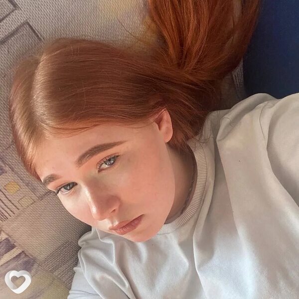 Алёна, 19, Череповце — анкета №1749627