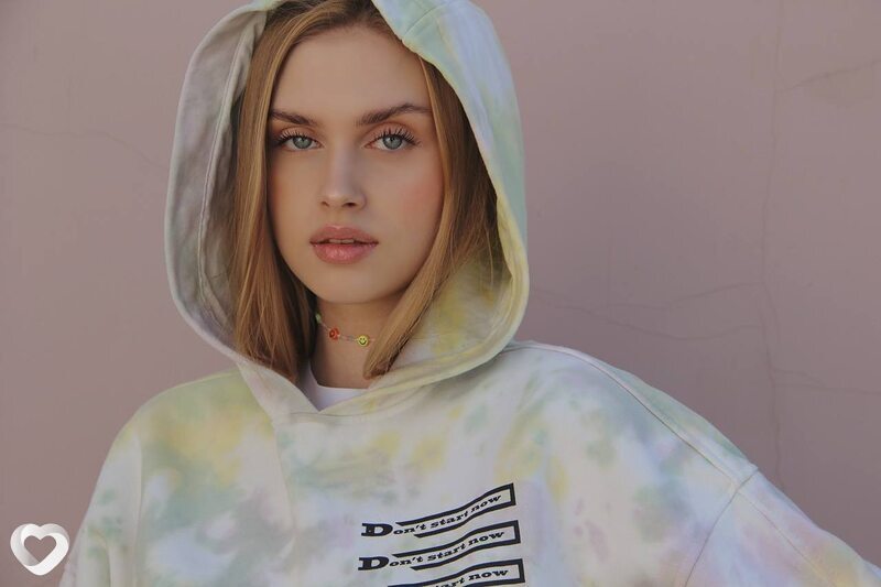Алина, 20, Смоленске — анкета №1750289