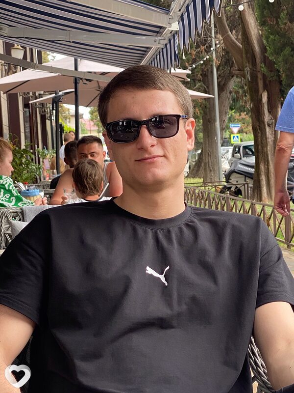 Артем, 26, Сочи — анкета №1750529