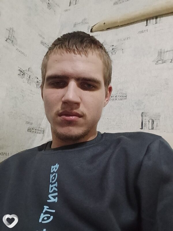 Александр, 26, Омске — анкета №1753046