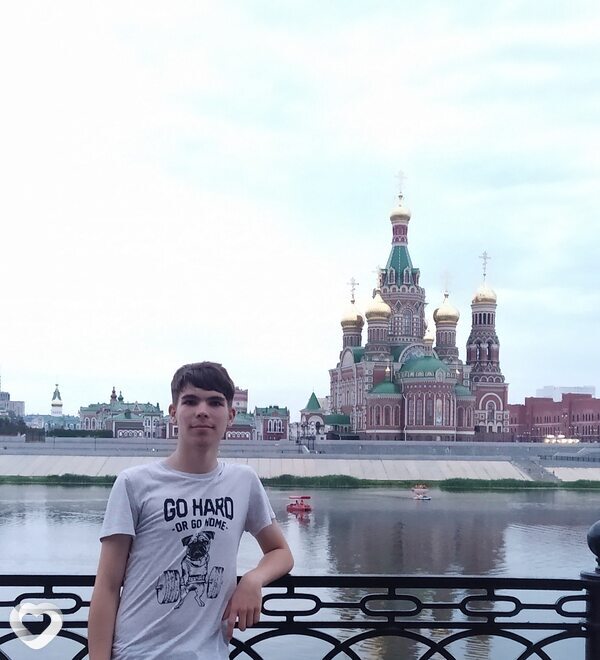 Максим, 22, Архангельске — анкета №1752683