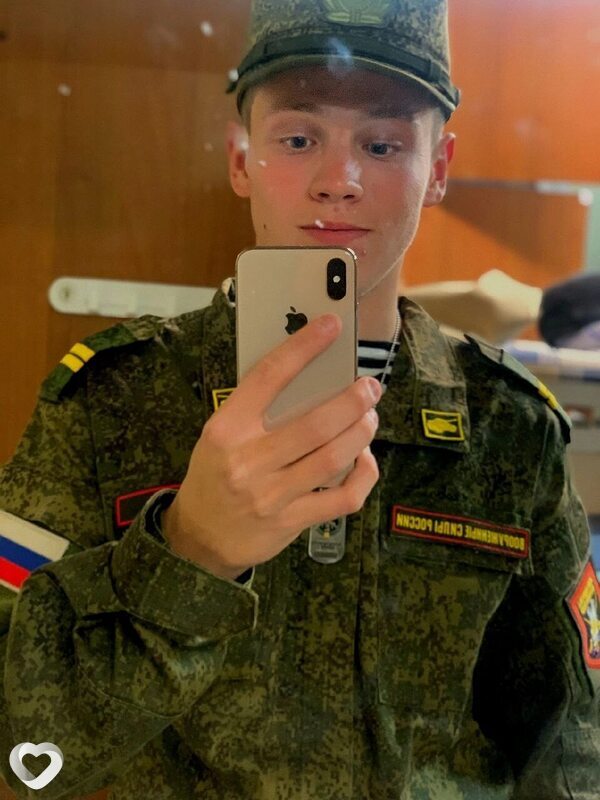 Кирилл, 21, Перми — анкета №1753330