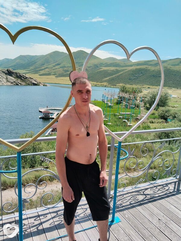 Михаил, 39, Семей — анкета №1753400