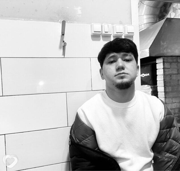 Хусрав, 24, Кемерове — анкета №1755089
