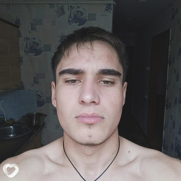 Даниил, 22, Барнауле — анкета №1755090