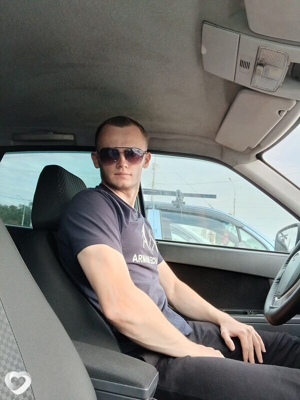Артём, 24, Екатеринбурге — анкета №1755518