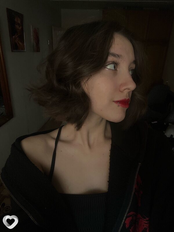 Полина, 20, Новосибирске — анкета №1755803