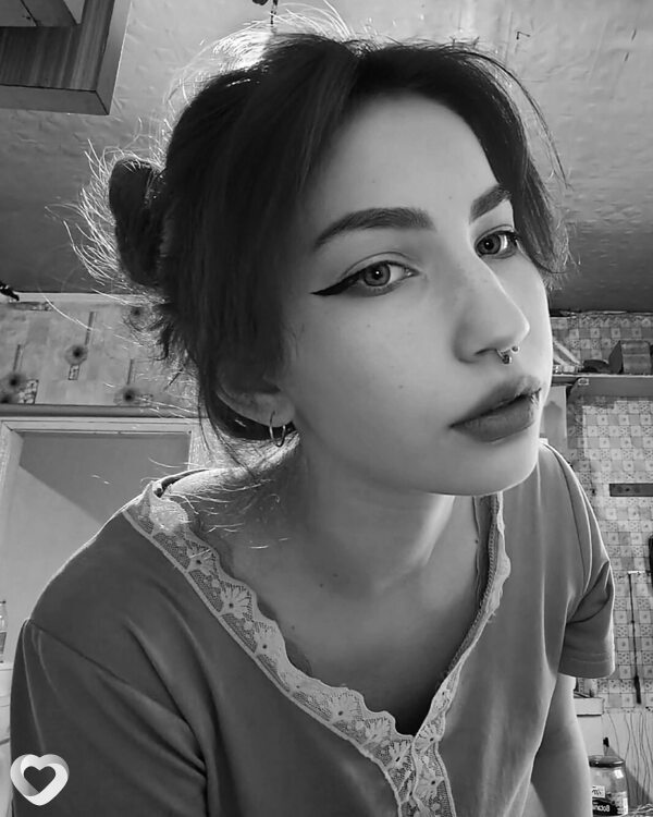 Алена, 22, Минусинске — анкета №1756055