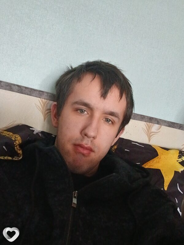 Алексей, 24, Холмске — анкета №1756260