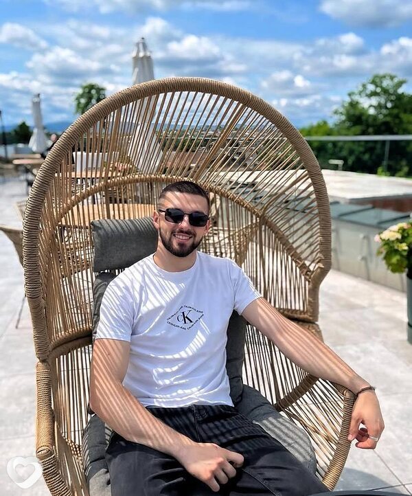 Денис, 29, Москве — анкета №1756410
