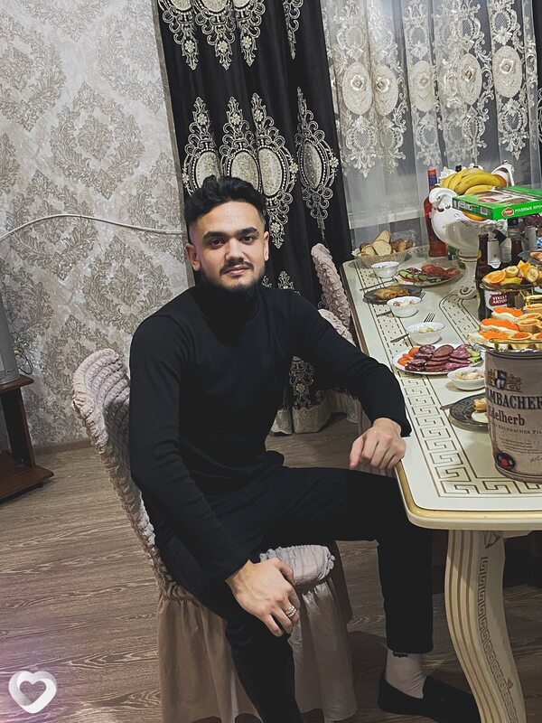Максим, 21, Тамбове — анкета №1757030