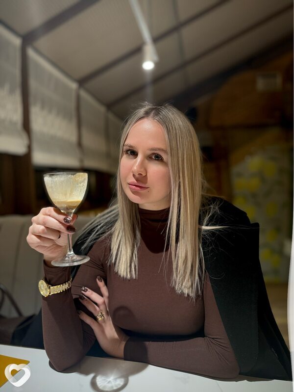 Алина, 27, Симферополе — анкета №1757217