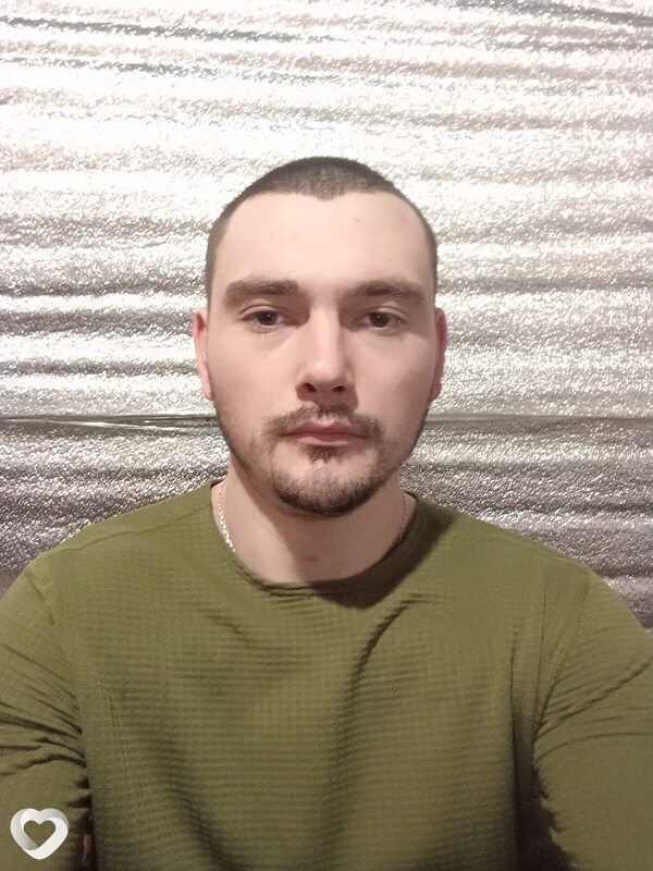 Валентин, 28, Луцке — анкета №1757501