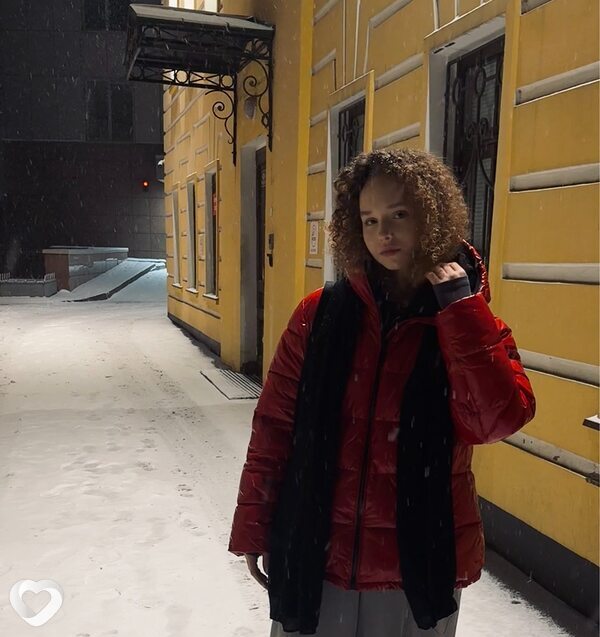 Анна, 20, Москве — анкета №1758284