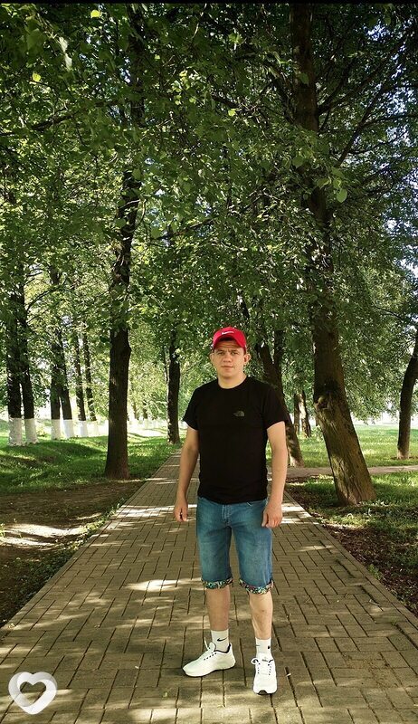 Евгений, 28, Костюковичах — анкета №1760337