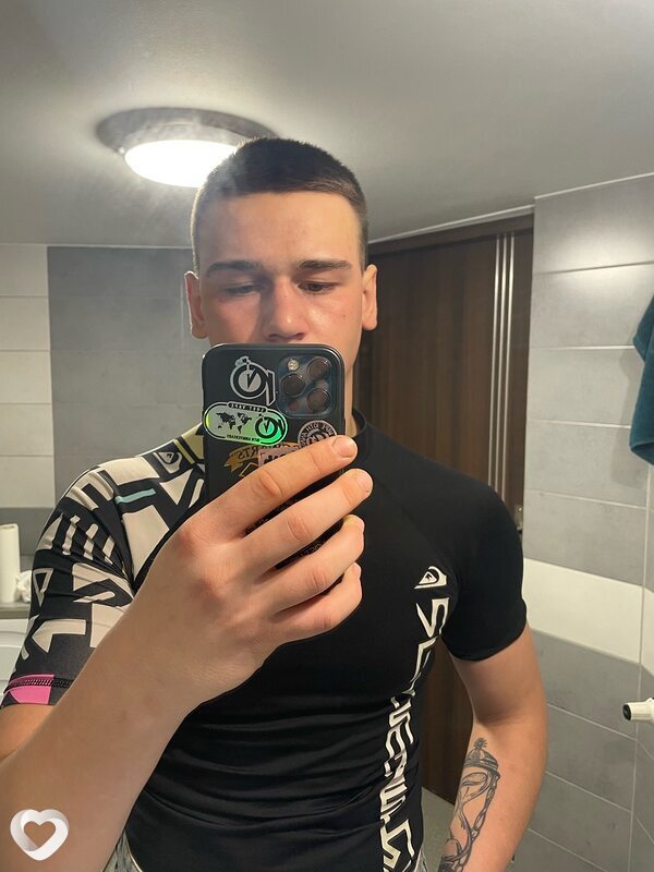 Vitalik, 21, Варшава — анкета №1760919