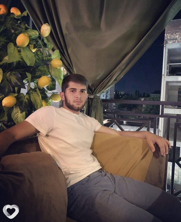 Амир, 24, Махачкале — анкета №1761817