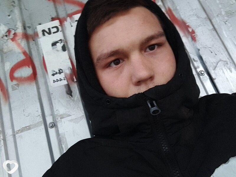 Даня, 22, Саках — анкета №1762335