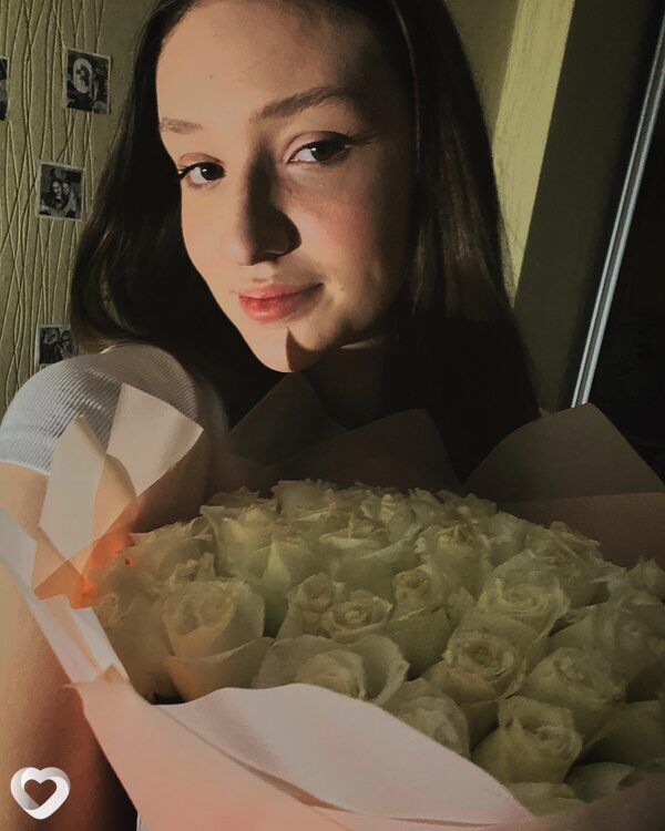 Екатерина, 19, Саратове — анкета №1762685
