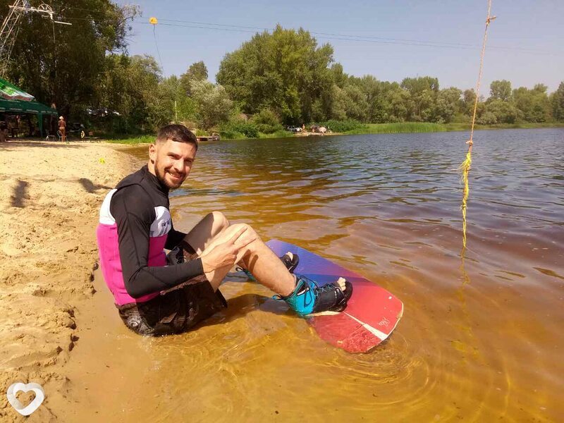 Артем, 27, Саратове — анкета №1763109