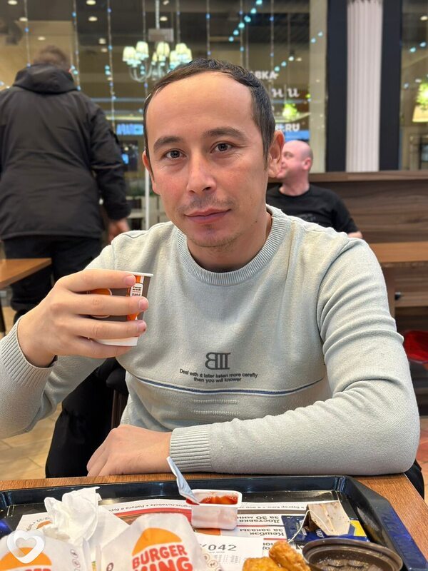 Яша, 33, Новом Уренгое — анкета №1763161