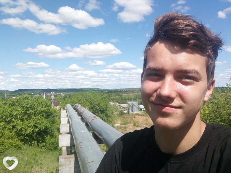 Денис, 19, Свободном — анкета №1764789