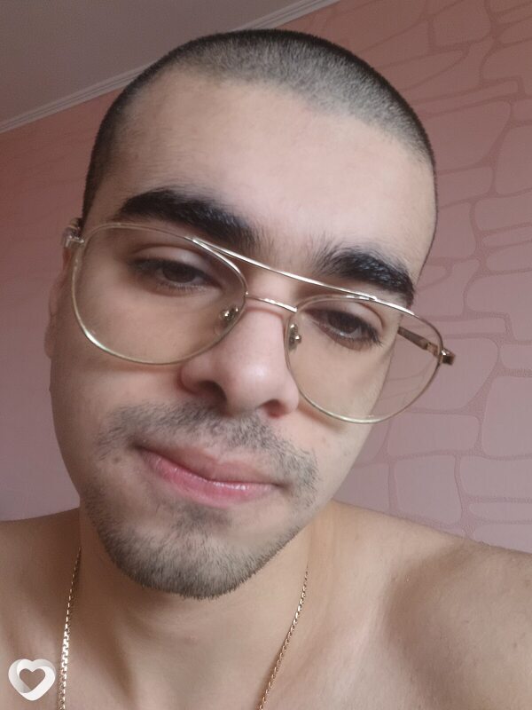 Вардгес, 20, Ростове-на-Дону — анкета №1765086
