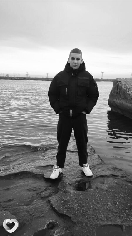 Петр, 21, Калининграде — анкета №1766517