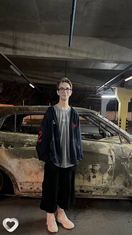Денис, 22, Москве — анкета №1766576