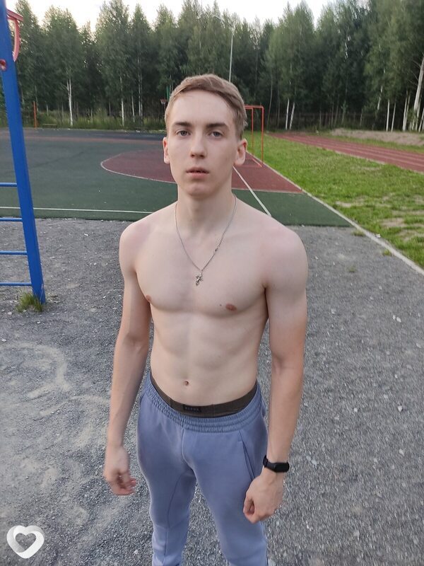 Евгений, 23, Новосибирске — анкета №1767586